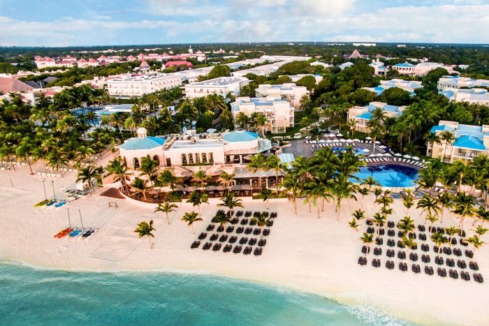 Royal Hideaway Playacar main exterior